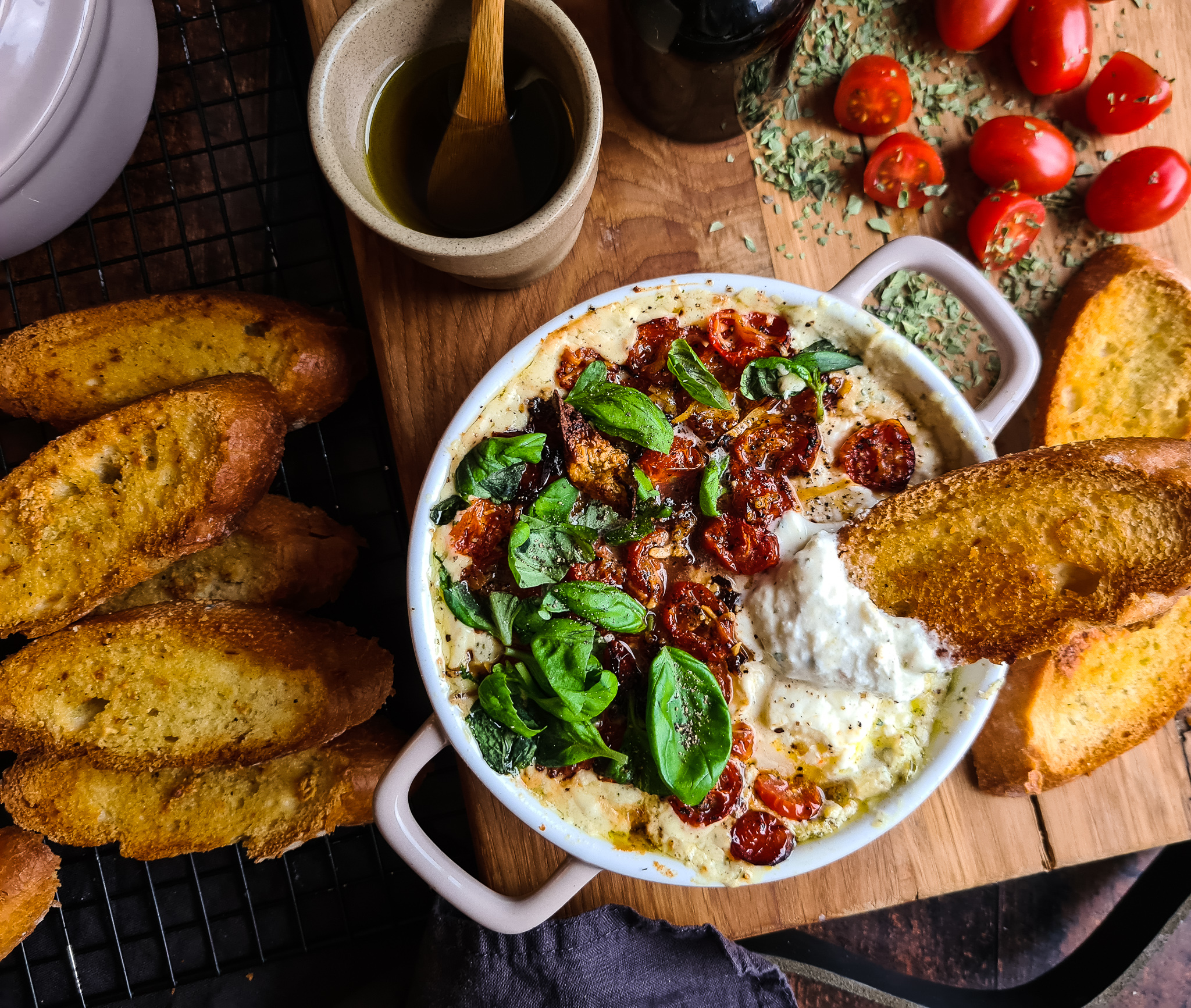 Creamy cheese dip met burrata