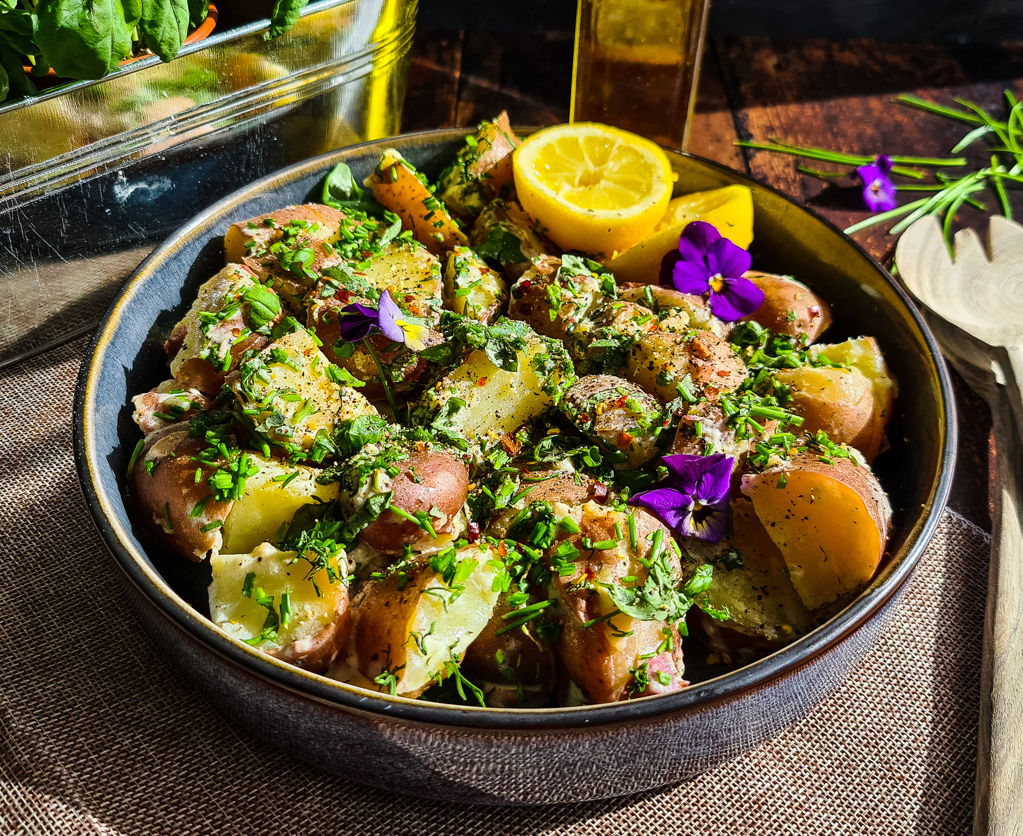 No-mayo aardappelsalade met verse kruiden