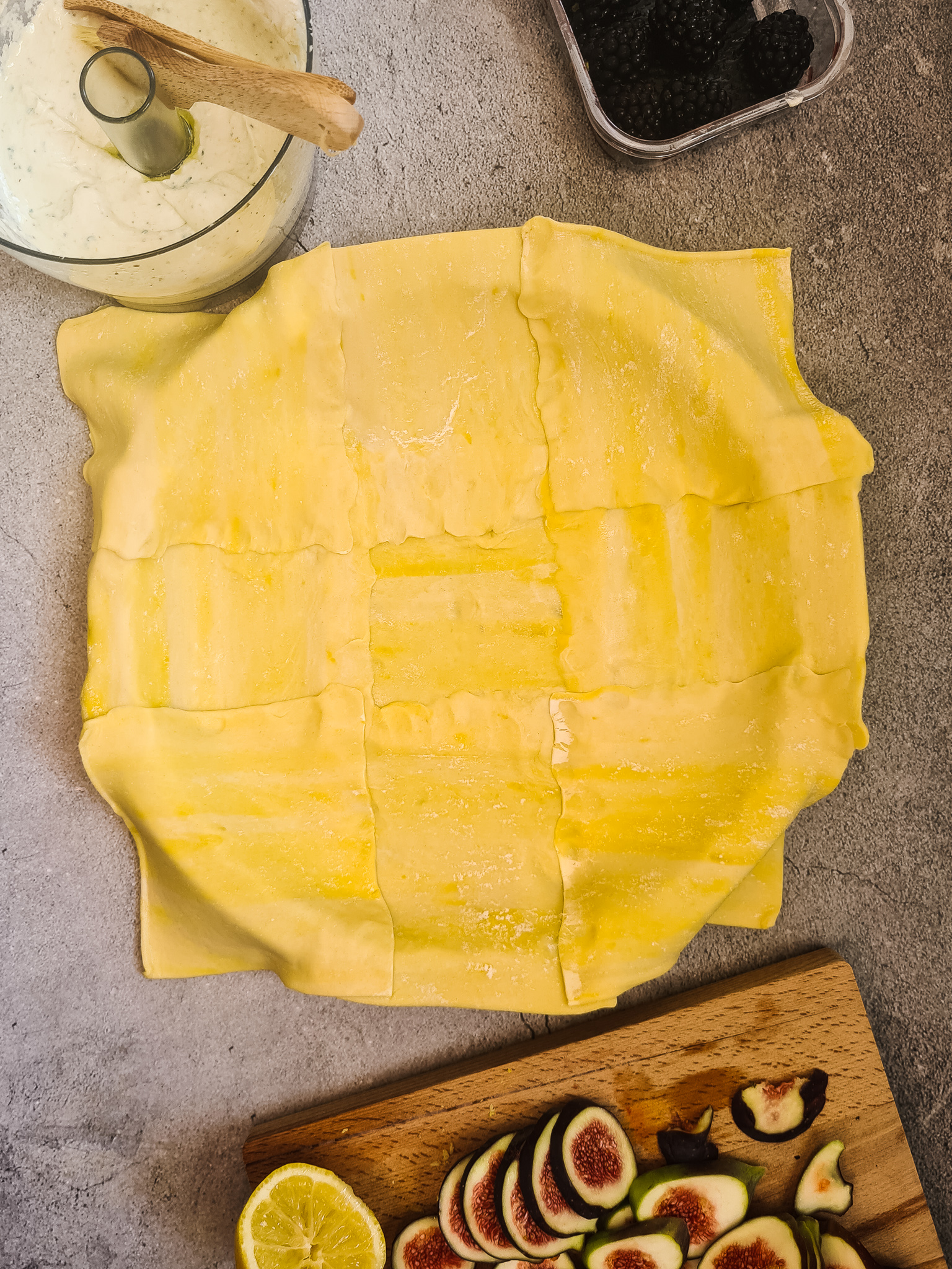 Galette met Vijgen, Geitenkaas Crème, Honing en Tijm