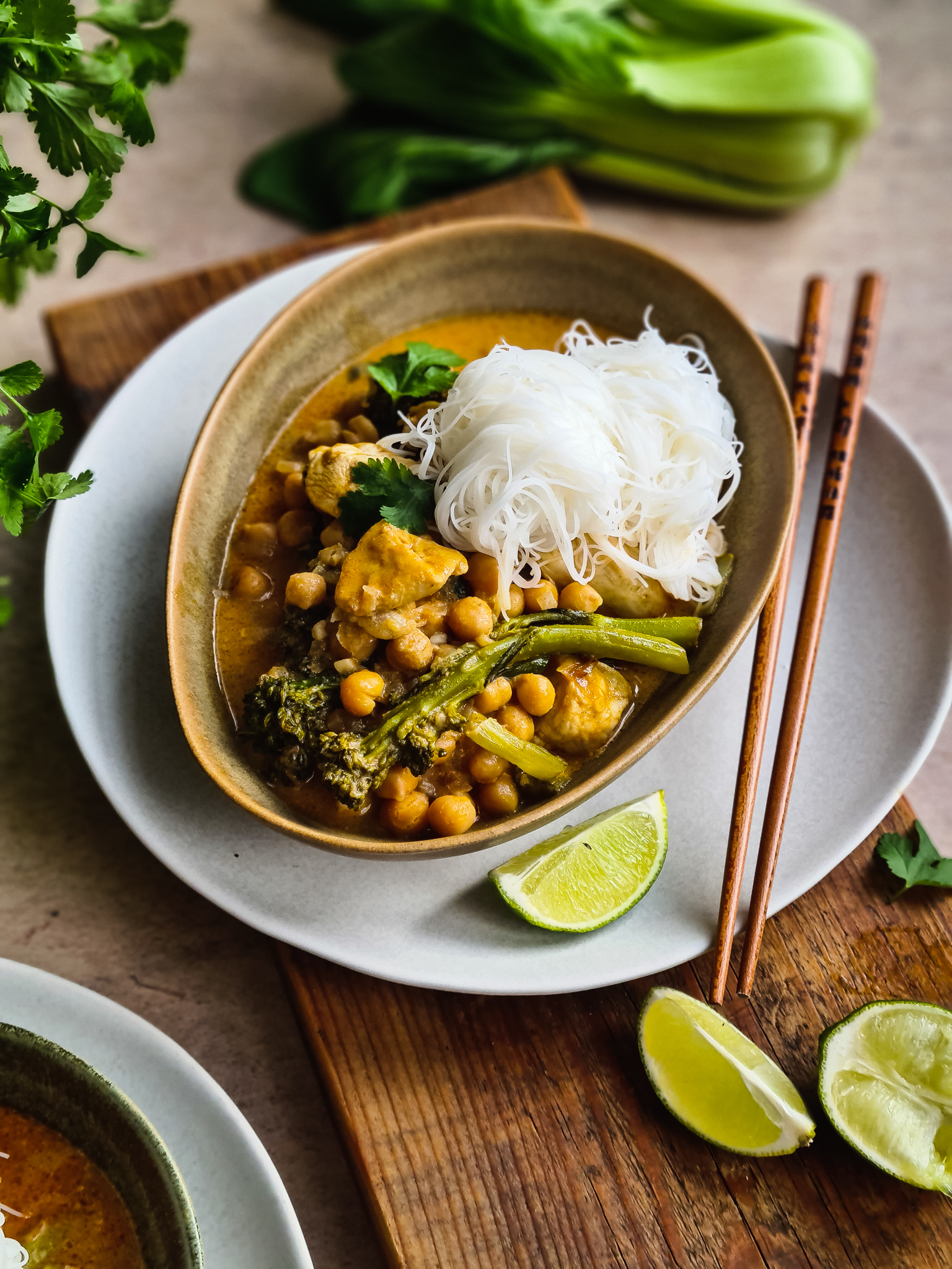 Gezonde Rode Curry met Shanghai Paksoi en Aspergebroccoli