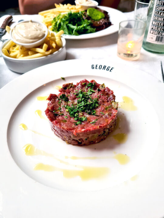 Café George Steak Tartare