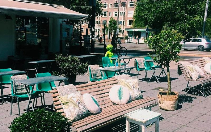 Bar Spek, hotspot in West